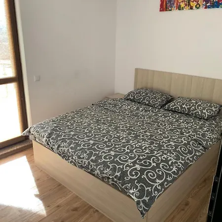 Confort' By J Iasi Habitación foto