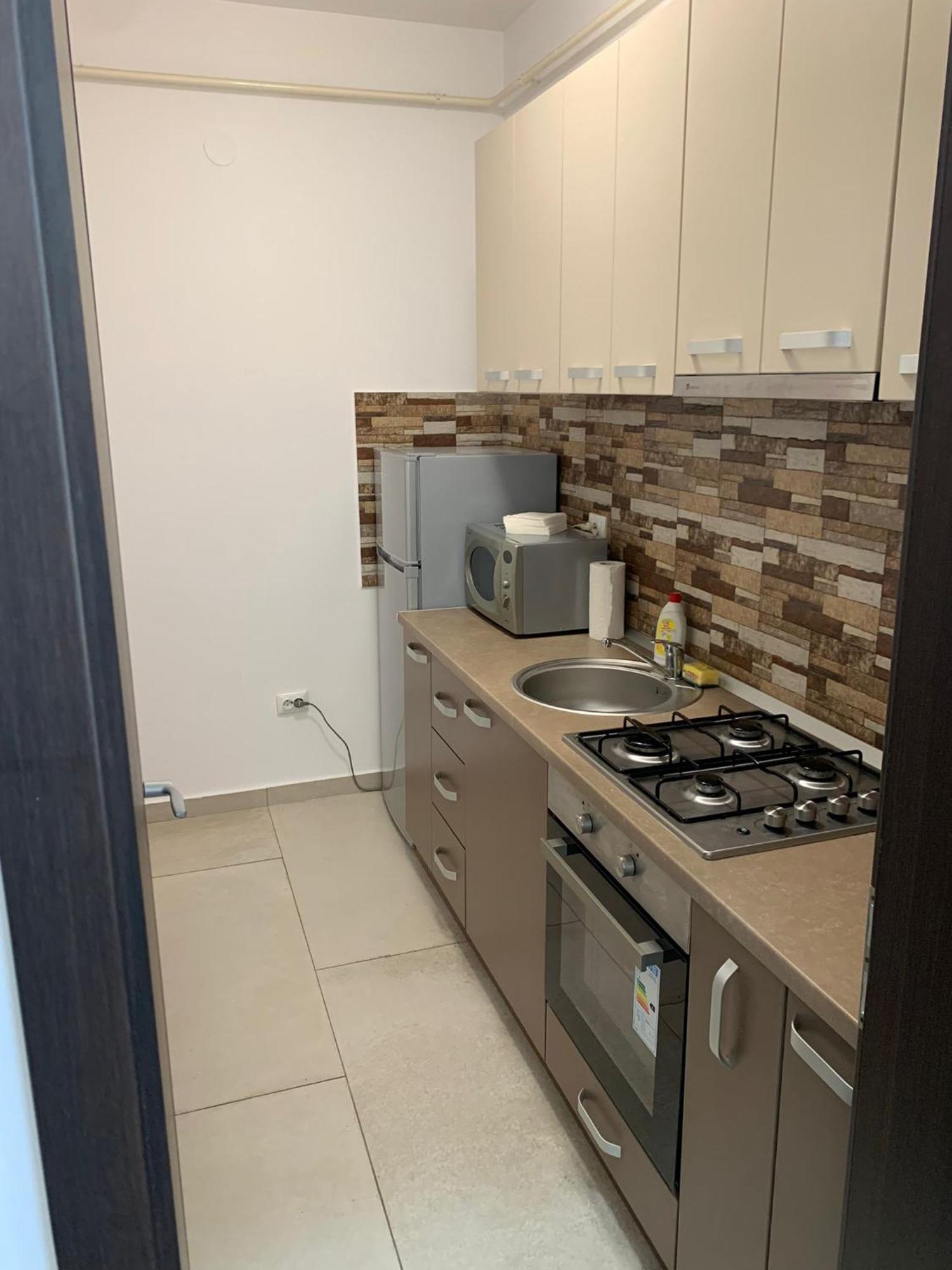 Apartment Confort' By J *