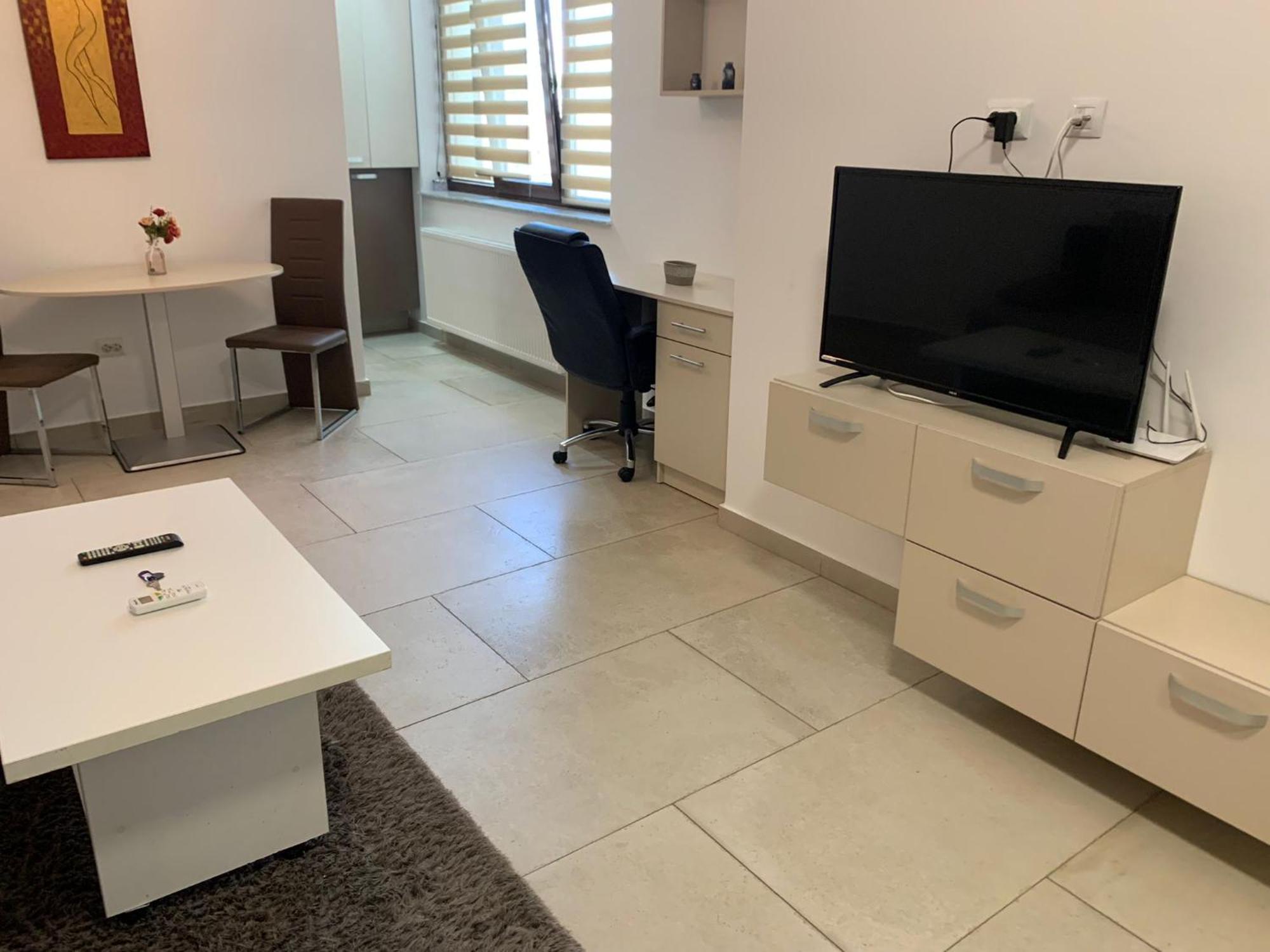 Apartment Confort' By J